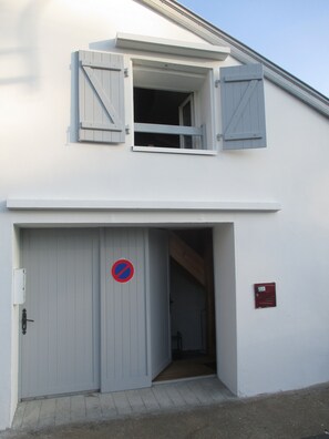 Exterior detail