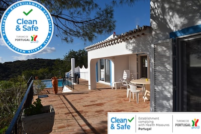 Villa Freistehendes ruhig einen spektakulären Blick auf die Algarve und das Meer