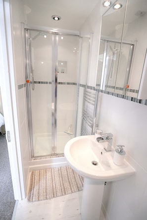 En suite shower room