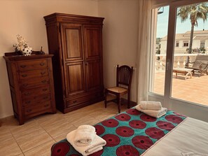 Luxurious cotton Linens,Soft Towels and AirCon