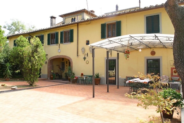 Front Villa