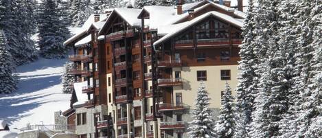 From Flaine Foret direction. Our flat is the second one up in left corner. 