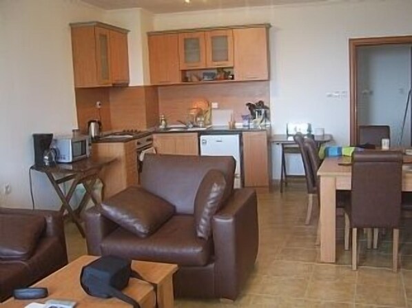 Kitchen area