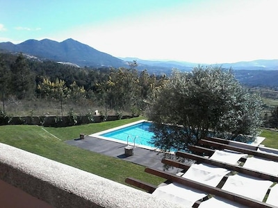 Enjoy w/ friends, family in the peaceful nature, pool wonderful panorama, for 6 