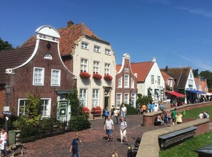 Greetsiel-  das  beliebteste Fischerdorf an der Nordseeküste