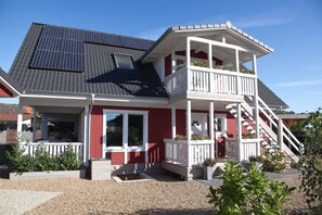 5 kWp SunPower Solaranlage für die Eigenstromnutzung.