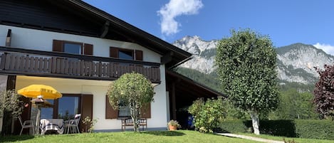 Spätsommer in Gröbming, im Hintergrund der Stoderzinken