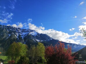 Blick von der Terrasse Richtung Kammspitz.