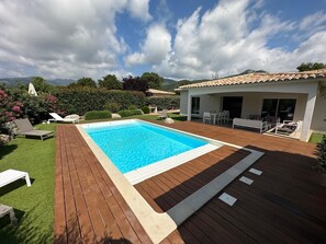 Villa avec piscine privée 