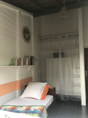 Chambre2 climatisée.