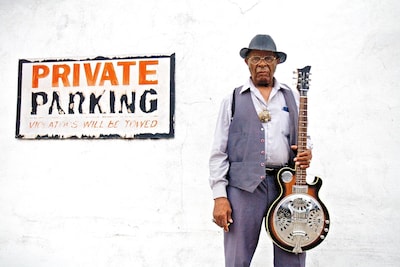 Delta Digs - 'The Place To Lay It Down In Clarksdale'