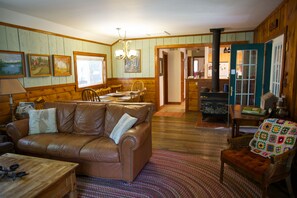 View towards the kitchen