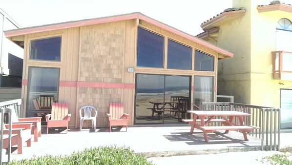 OCEAN FRONT