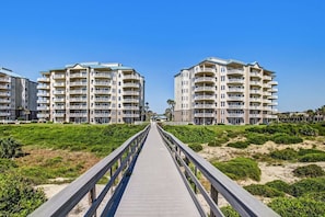 Ocean Place Resort has 3 buildings with 2 pools for guests. Our unit is located in building 1.