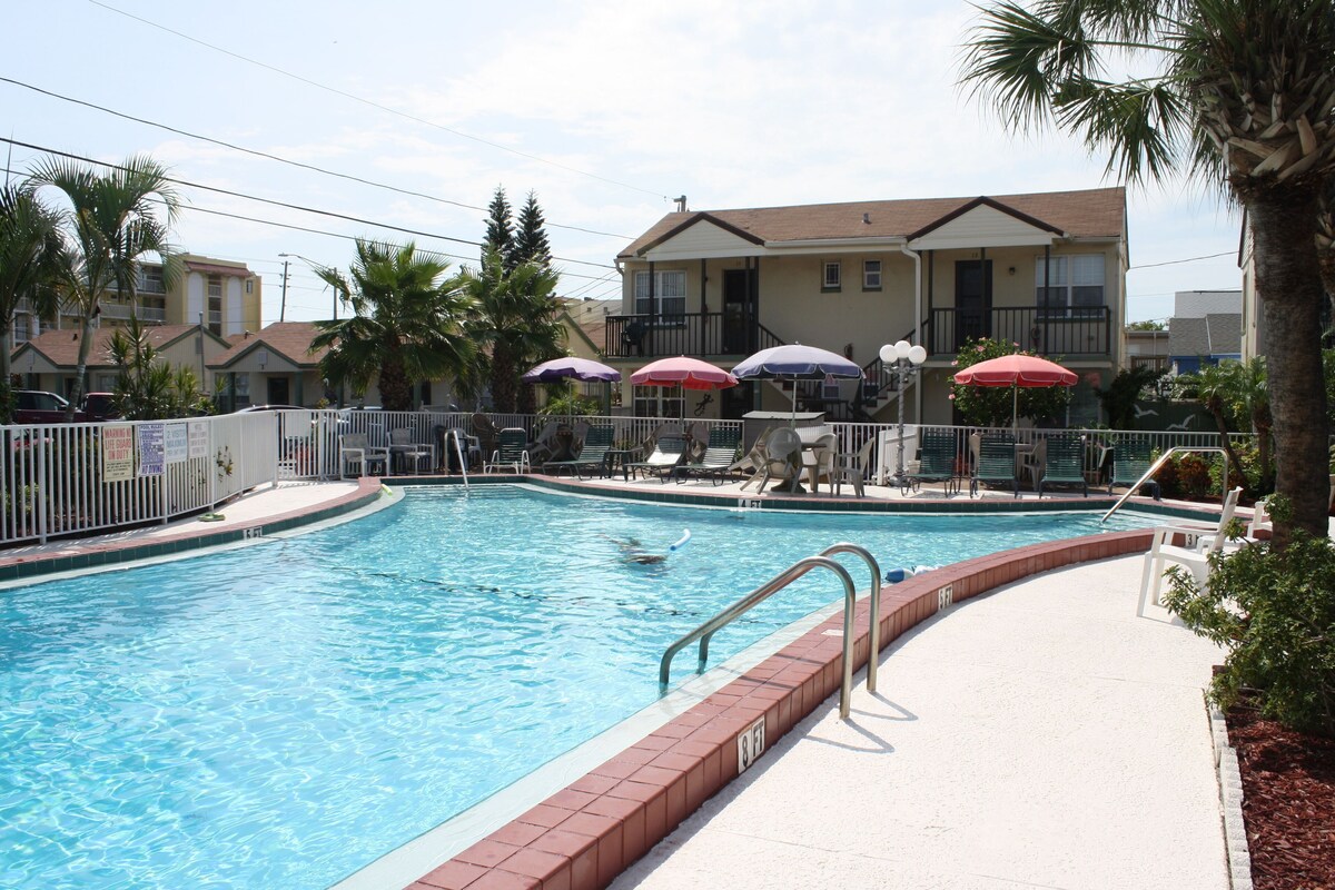 Madeira Beach Studio Cottage