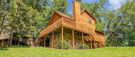 Pigeon Forge Cabin "Owl's Nest"