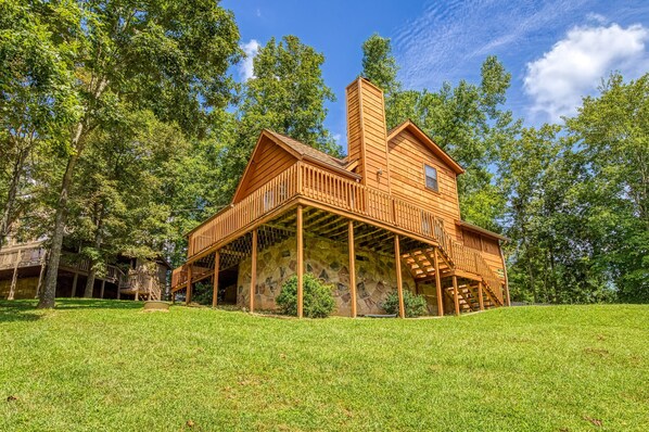 Pigeon Forge Cabin "Owl's Nest"