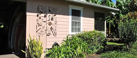 Cottage entry with attached garage