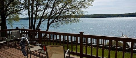 Amazing views of Lake Superior right from the front porch!