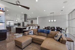 Regency Cabanas B7_20170329_044
