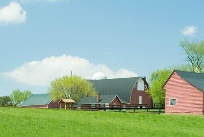 1856 Manor House on 600-Acre Working Horse/Cattle Estate
