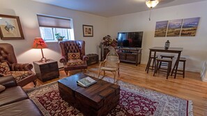 Durango vacation rental living room