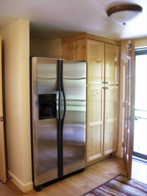 Kitichen Refridgerator and Pantry - Flagstone Patio and River Entrance