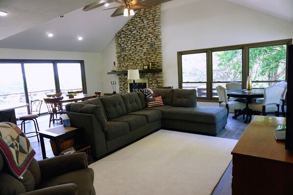 Enjoy lovely panoramic lake and valley views from the large windows or deck 