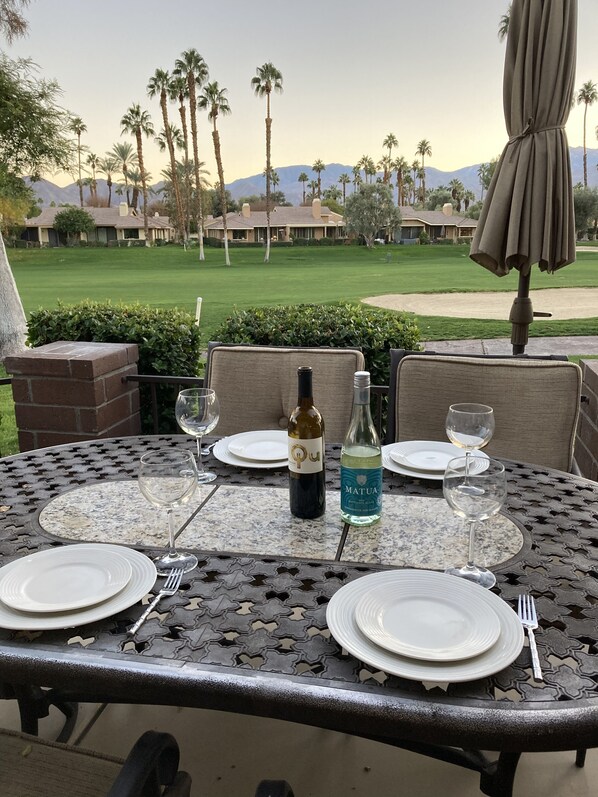 Outdoor dining
