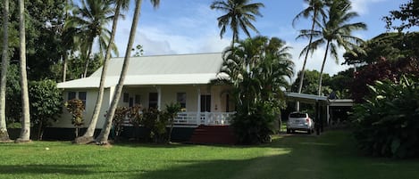 Newly renovated classic plantation house