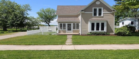 Street View of the home