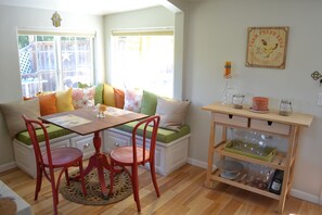Breakfast Nook