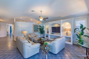 Living room - opposite view