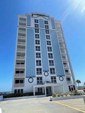 Our New Look!!!
Freshly Painted and Pool’s Open!Opus Condominium
Daytona Beach