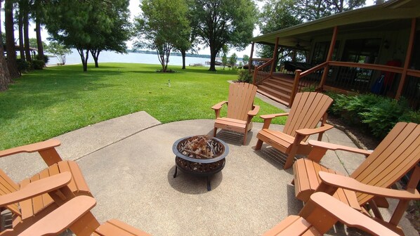 Enjoy family time around the fire pit at night. S'mores anyone?