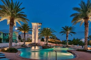 Stunning Community Pool!!