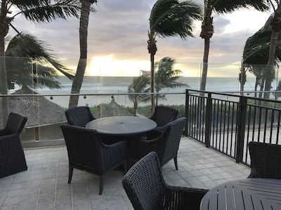 Palm Beach Singer Island Resort & Spa - 2/2 Oceanview Suite - Daily Housekeeping