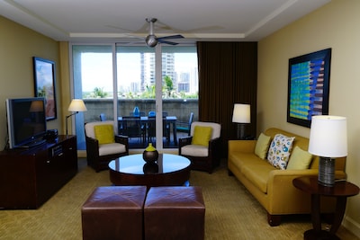Palm Beach Singer Island Resort & Spa - 2/2 Oceanview Suite - Daily Housekeeping