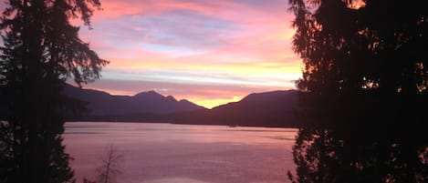 Amazing Sproat Lake  Sunset