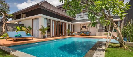 BRAND NEW, 3BR Clean & Modern, Seminyak