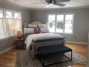 Guests bedroom 