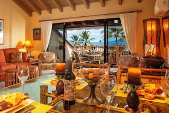 Exceptional, 5 Star! Big Blue Ocean View, Beautiful Kitchen & Spa Bathrooms J219