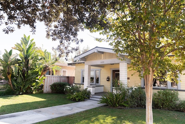 Built in 1916 the Rominger House is a registered historically significant home to the city of Anaheim and completely restored