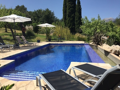 Luxuriöse, abgelegene Villa mit Infinity-Pool 20 Minuten von den Stränden entfernt