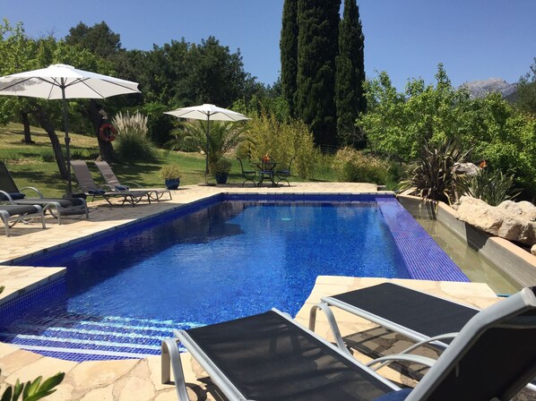 Private Pool with stunning views