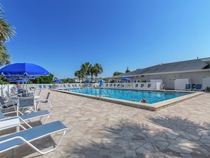 Inviting pool at Shoreline Towers