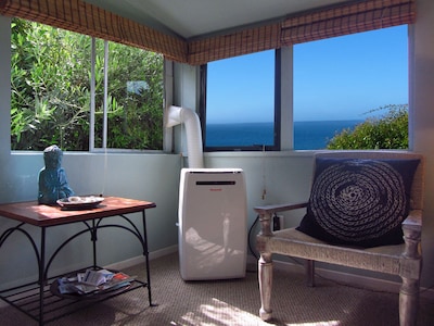 Charming Summerland Beach Cottage with Ocean View...walk to town and beach!