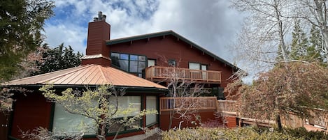 5 bedroom house on the golf course