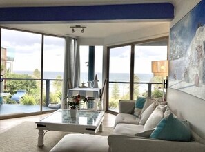 Overlooking Sth Avoca Beach 