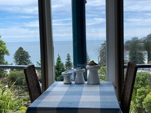 Breakfast with a view 